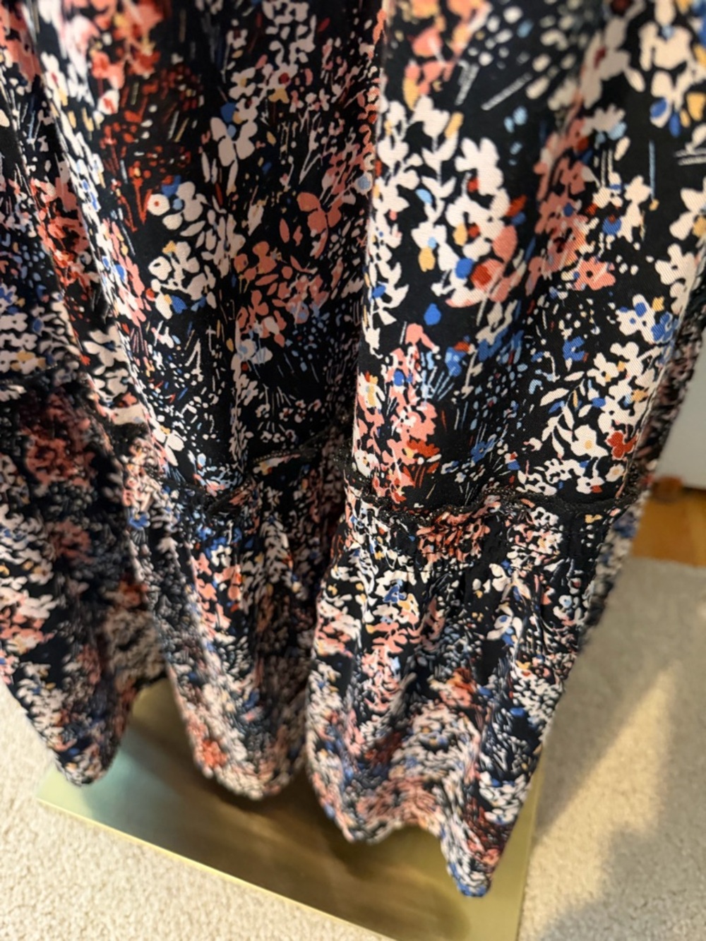 Dress - Picture 3 of 6